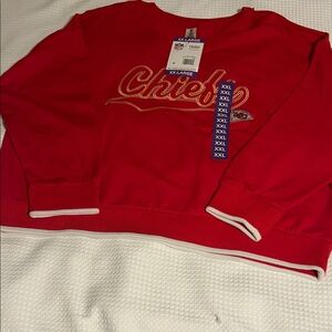 2XL Red Kansas City Chiefs long sleeve pullover sweat shirt material.